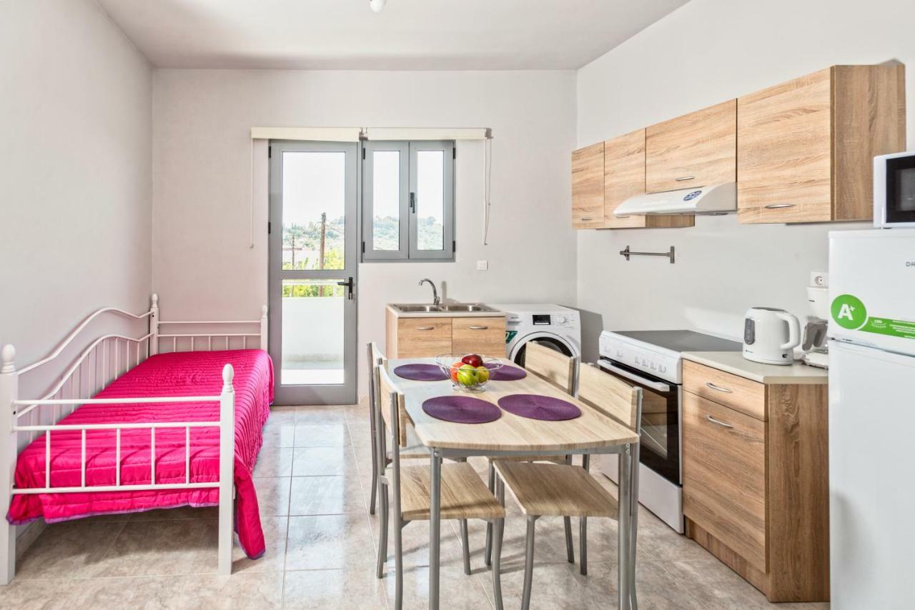 Paulsia Apartments Psinthos Экстерьер фото