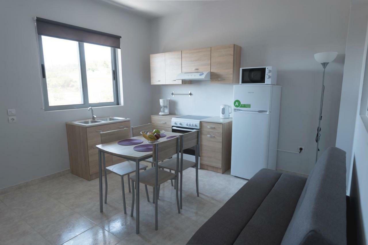 Paulsia Apartments Psinthos Экстерьер фото